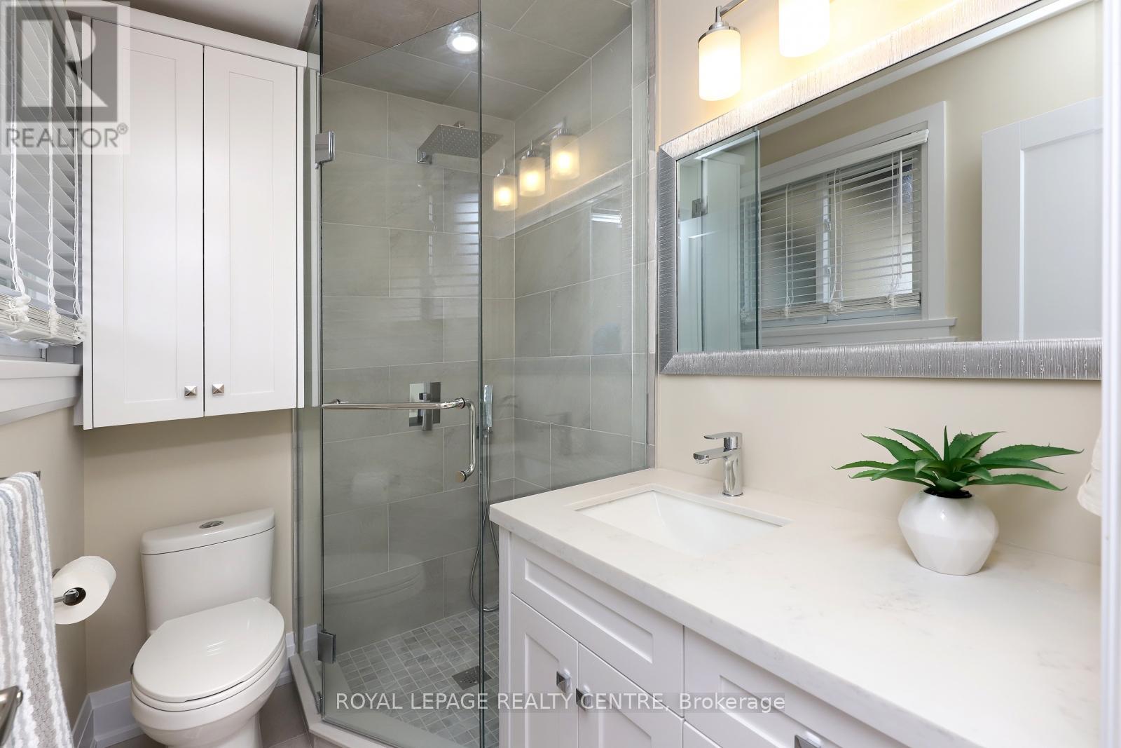 Main Lvl - 55 Flora Drive, Hamilton, Ontario  L8G 3Z7 - Photo 22 - X12738198