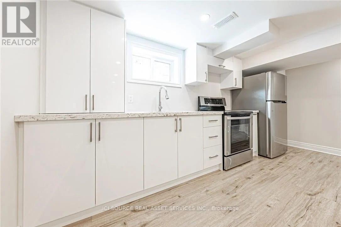 Lower - 194 Crockett Street, Hamilton, Ontario  L8V 1H2 - Photo 3 - X12658302