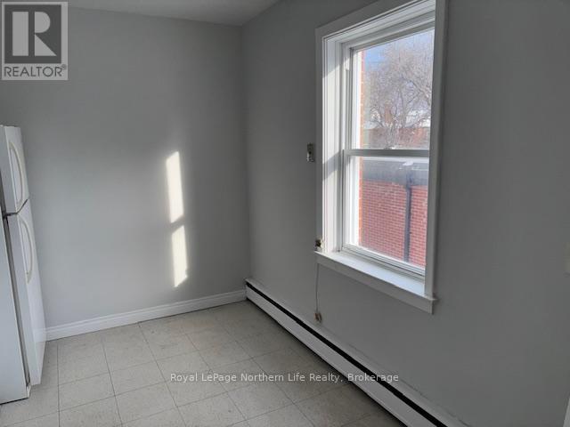 122-126 Mcintyre Street E, North Bay, Ontario  P1B 1C4 - Photo 31 - X12738352