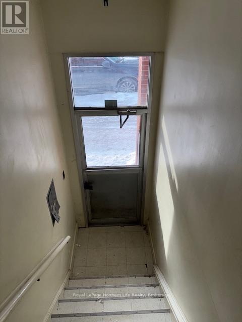 122-126 Mcintyre Street E, North Bay, Ontario  P1B 1C4 - Photo 39 - X12738352