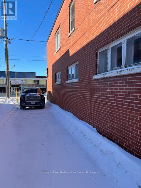 122-126 Mcintyre Street E, North Bay, Ontario  P1B 1C4 - Photo 6 - X12738352