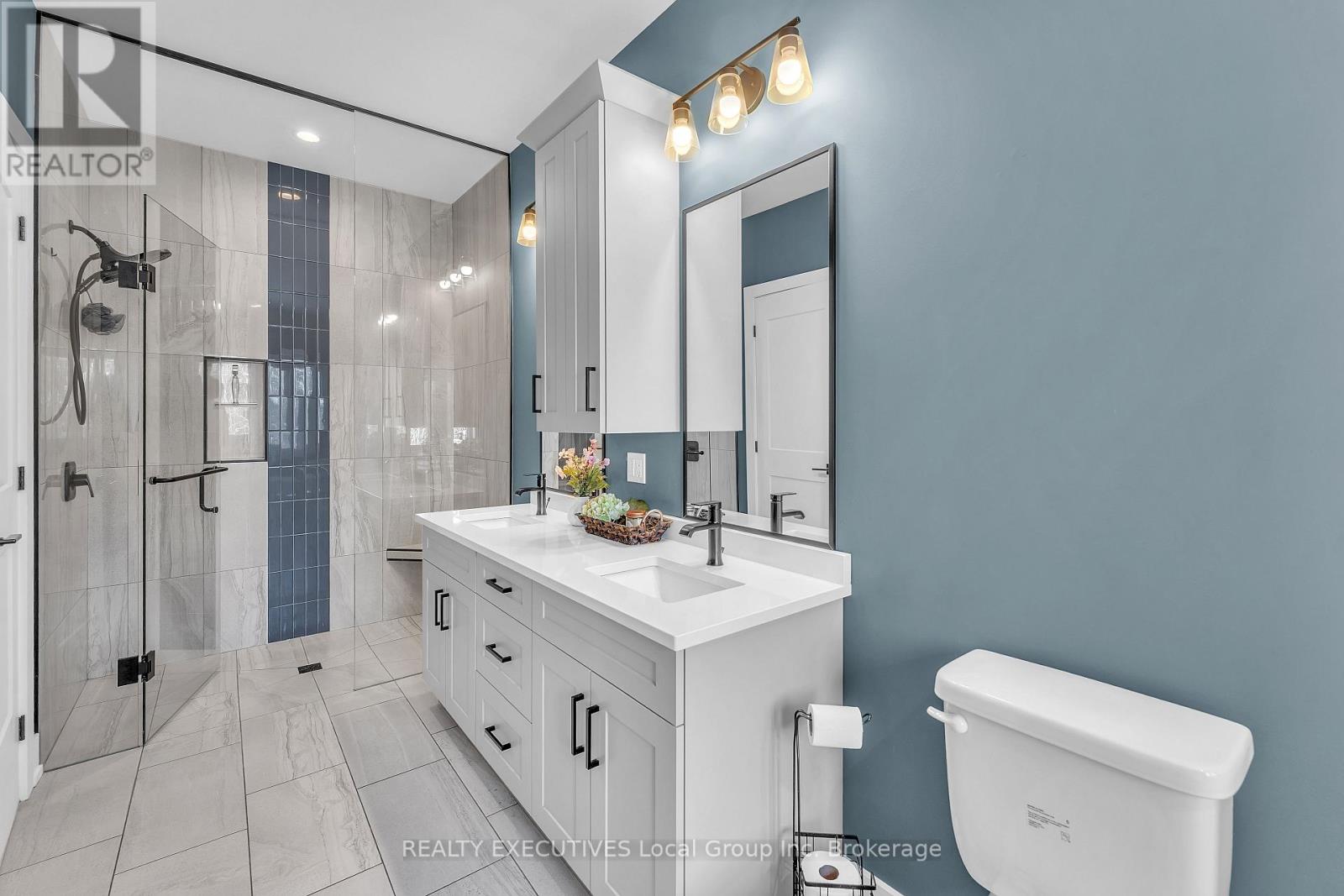 1070 Four Mile Lake Road, North Bay, Ontario  P1B 8G2 - Photo 19 - X12738388