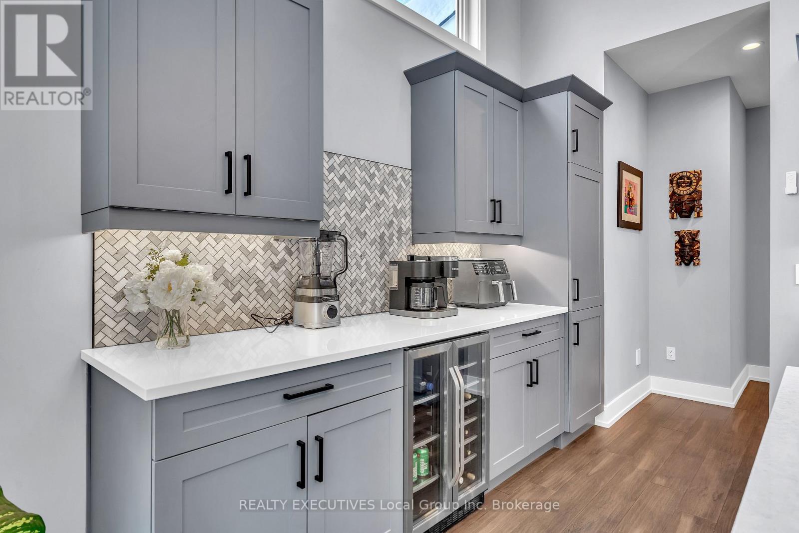 1070 Four Mile Lake Road, North Bay, Ontario  P1B 8G2 - Photo 3 - X12738388