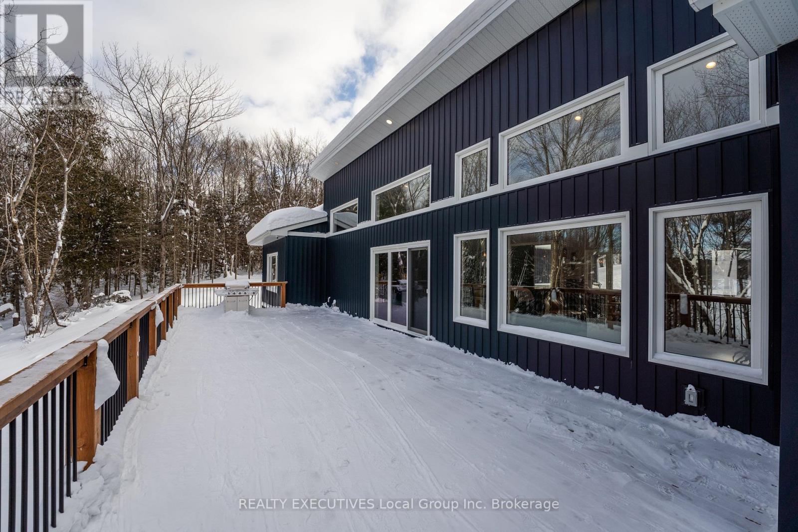 1070 Four Mile Lake Road, North Bay, Ontario  P1B 8G2 - Photo 34 - X12738388