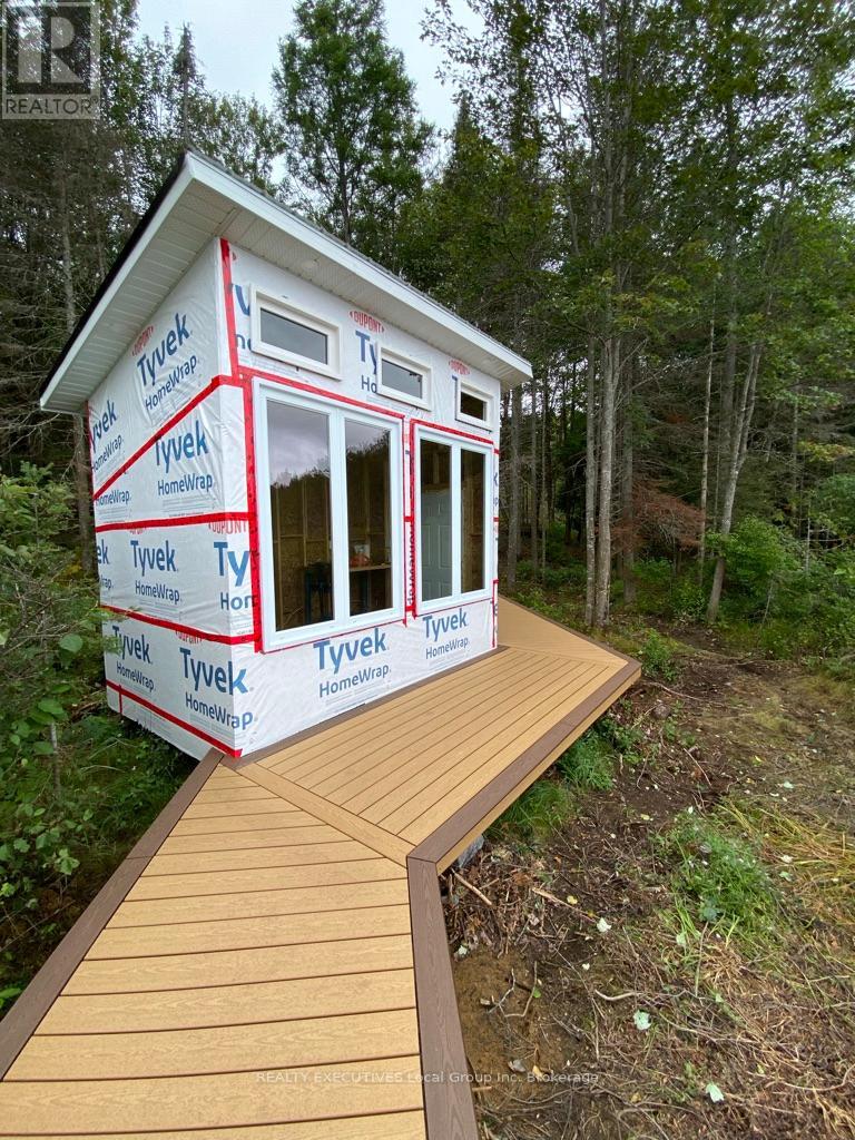 1070 Four Mile Lake Road, North Bay, Ontario  P1B 8G2 - Photo 46 - X12738388