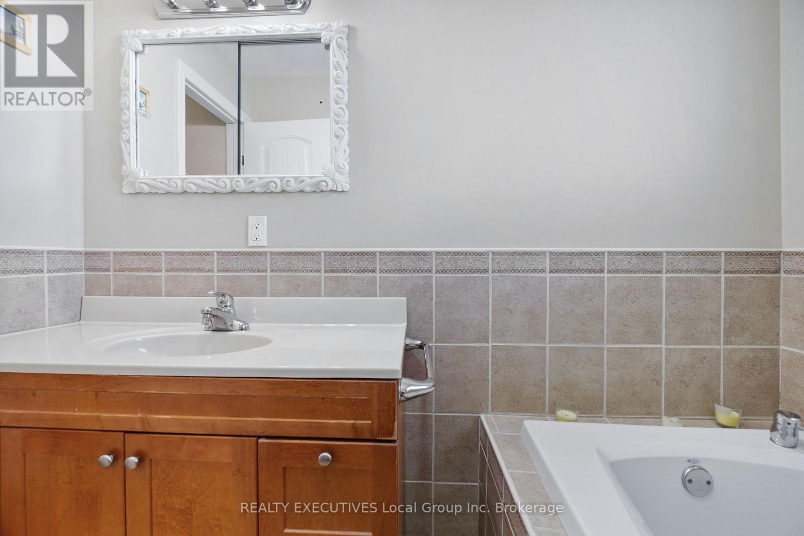 10 Manitou Street, North Bay, Ontario  P1A 1P4 - Photo 19 - X12738448