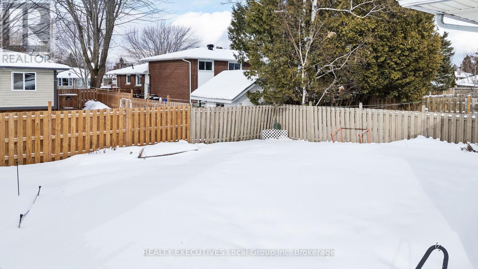 10 Manitou Street, North Bay, Ontario  P1A 1P4 - Photo 32 - X12738448