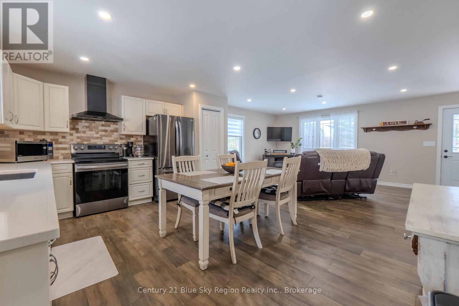 108 Bluesea Road, Bonfield, Ontario  P0H 1E0 - Photo 11 - X12738500