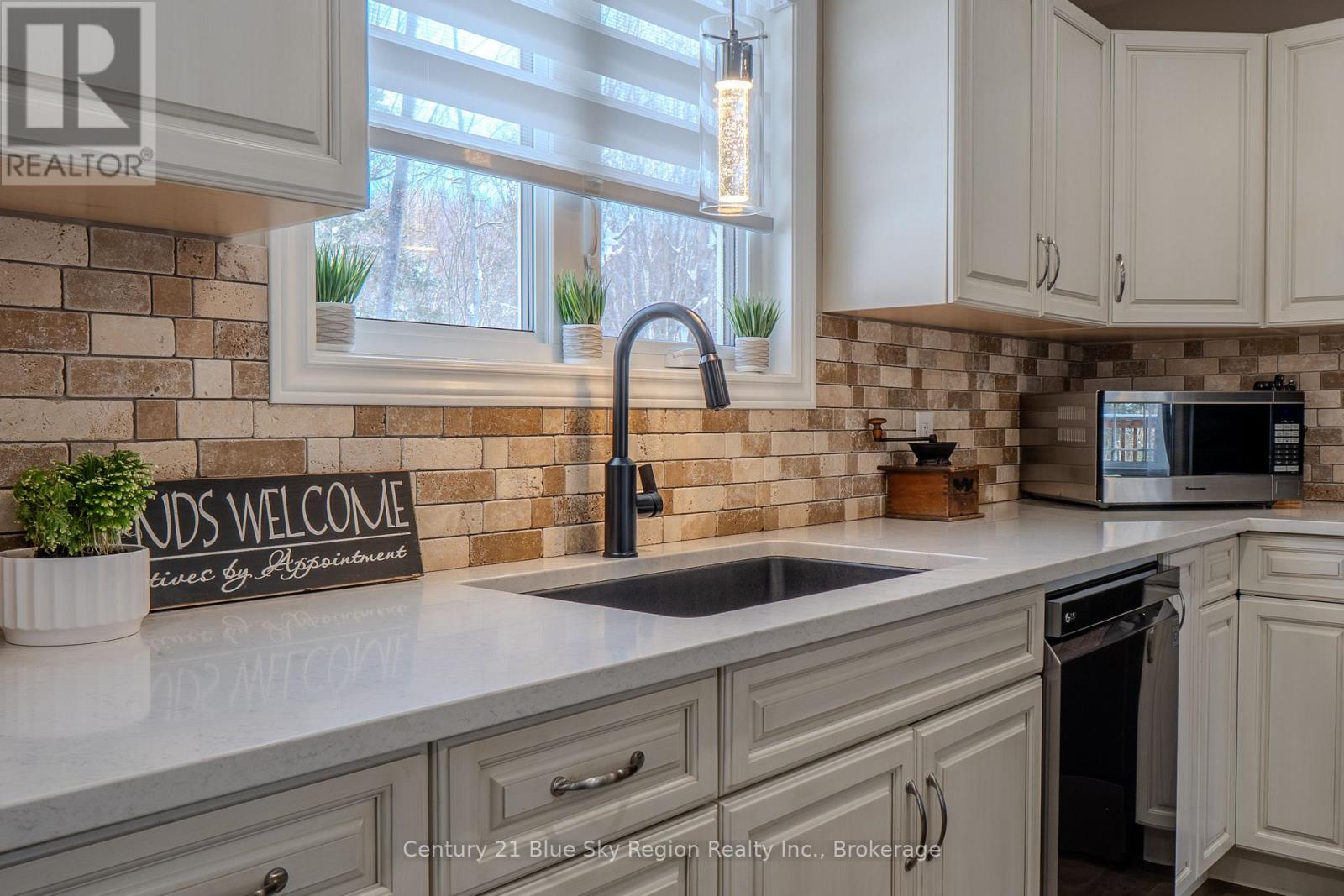 108 Bluesea Road, Bonfield, Ontario  P0H 1E0 - Photo 9 - X12738500