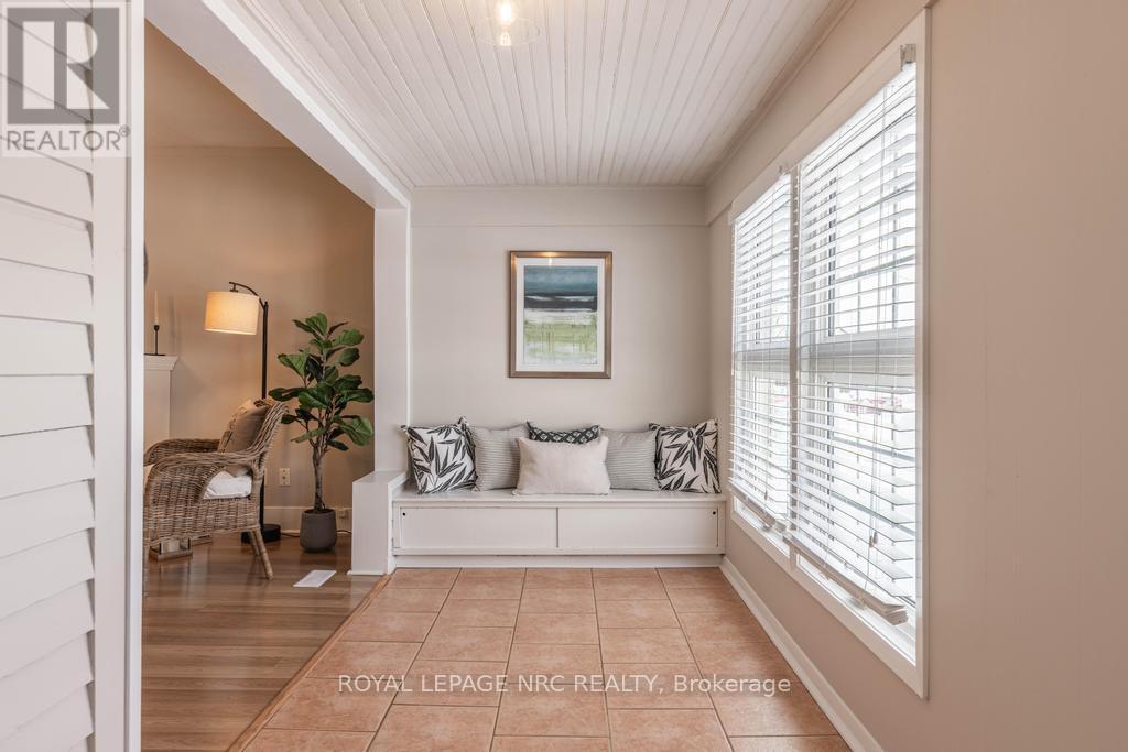 23 Trapnell Street, St. Catharines, Ontario  L2R 1B1 - Photo 4 - X12738314