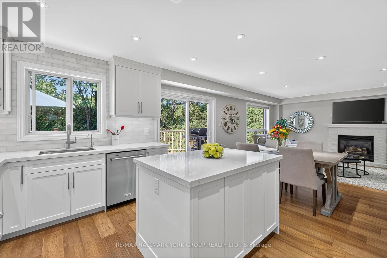 341 Gaston Place, Newmarket, Ontario  L3Y 8M4 - Photo 21 - N12737684