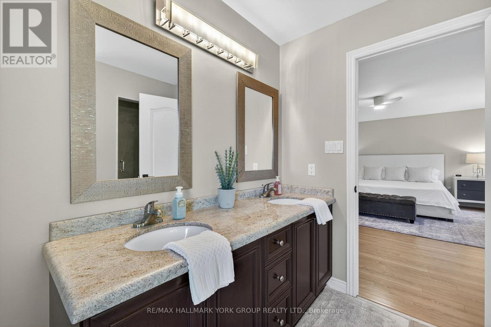 341 Gaston Place, Newmarket, Ontario  L3Y 8M4 - Photo 31 - N12737684