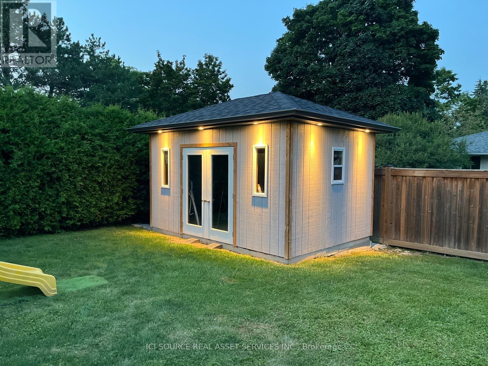 33 Hazelbury Drive, King, Ontario  L0G 1N0 - Photo 24 - N12737974