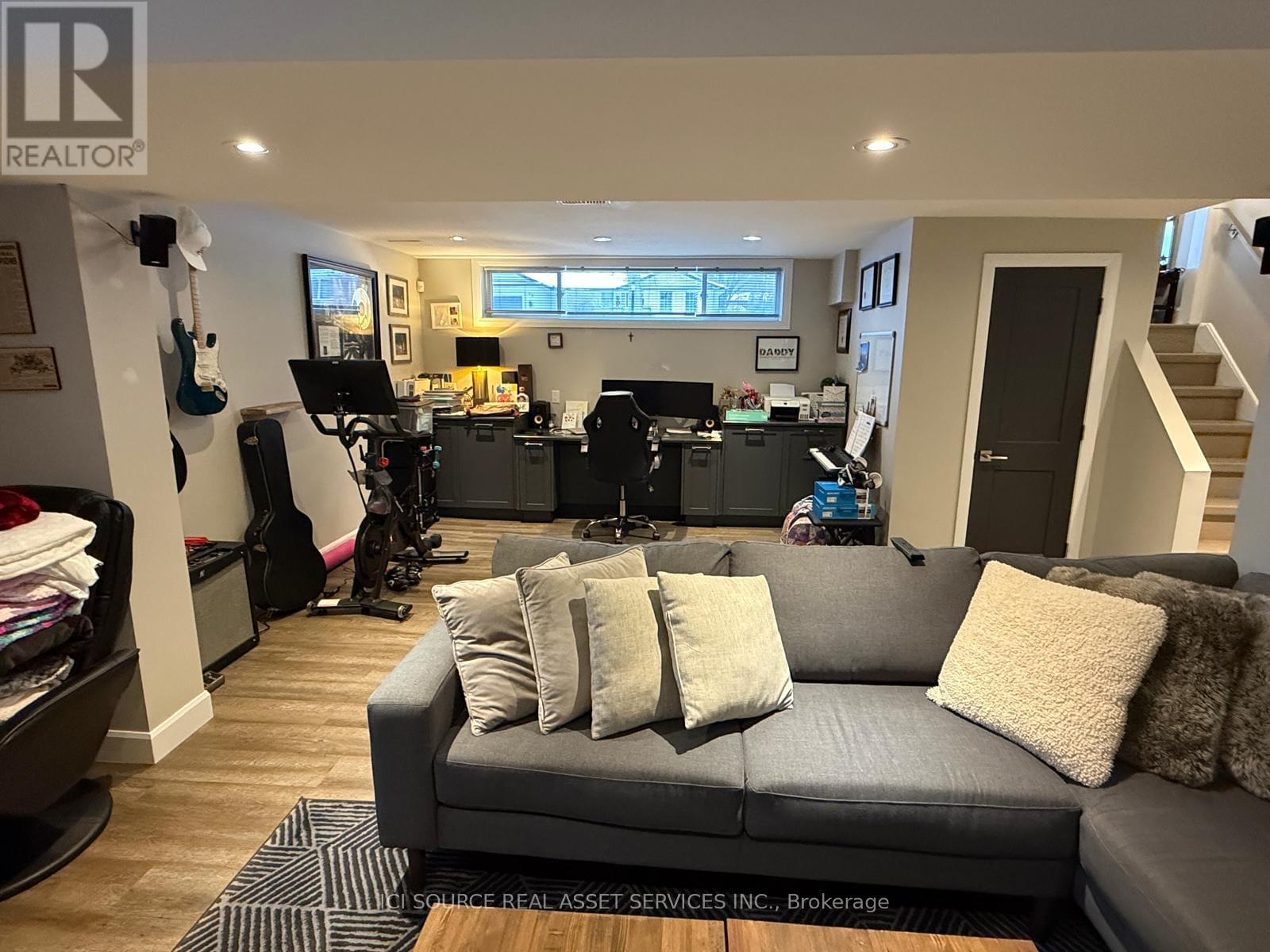 33 Hazelbury Drive, King, Ontario  L0G 1N0 - Photo 17 - N12737974