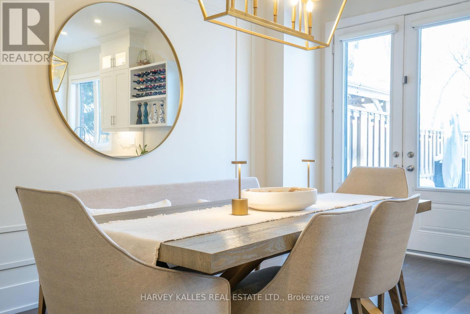 957 Eighth Street, Mississauga, Ontario  L5E 1R6 - Photo 14 - W12736306