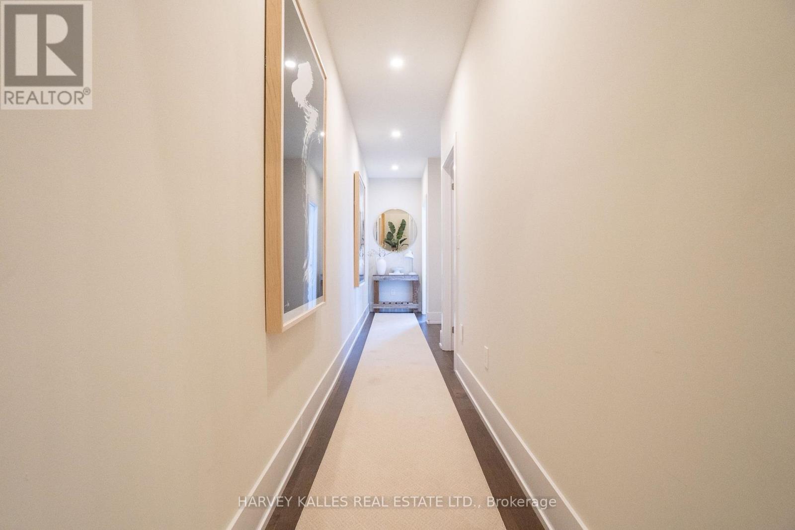 957 Eighth Street, Mississauga, Ontario  L5E 1R6 - Photo 32 - W12736306