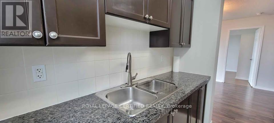 903 - 3 Michael Power Place, Toronto (Islington-City Centre West), Ontario  M9A 0A2 - Photo 14 - W12737552