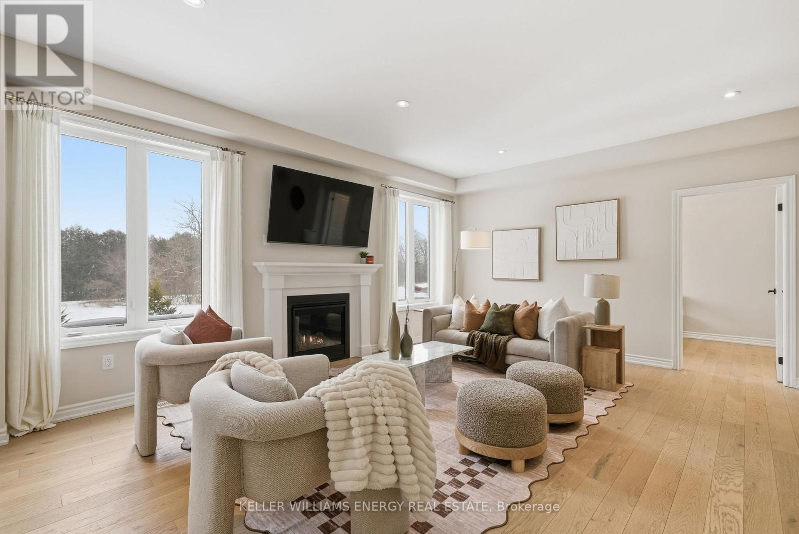 44 Priory Drive, Whitby, Ontario  L1P 0L1 - Photo 11 - E12738424