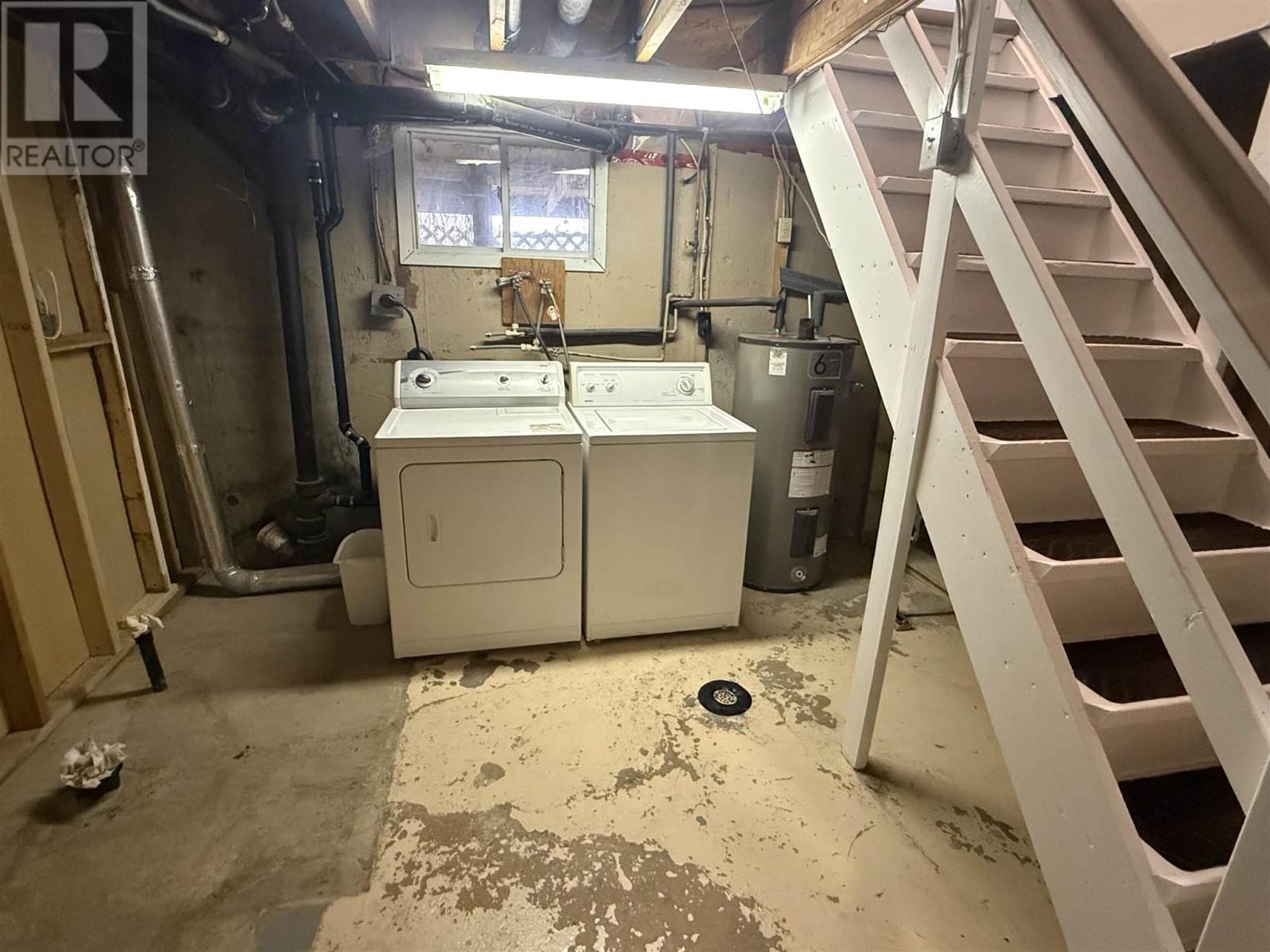 1 Balsam Pl, Elliot Lake, Ontario  P5A 2H4 - Photo 36 - SM253058