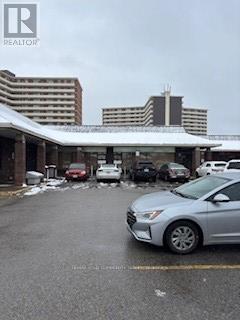 2796 Victoria Park Avenue, Toronto, Ontario  M2J 4A8 - Photo 2 - C12450466