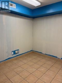 2796 Victoria Park Avenue, Toronto, Ontario  M2J 4A8 - Photo 9 - C12450466