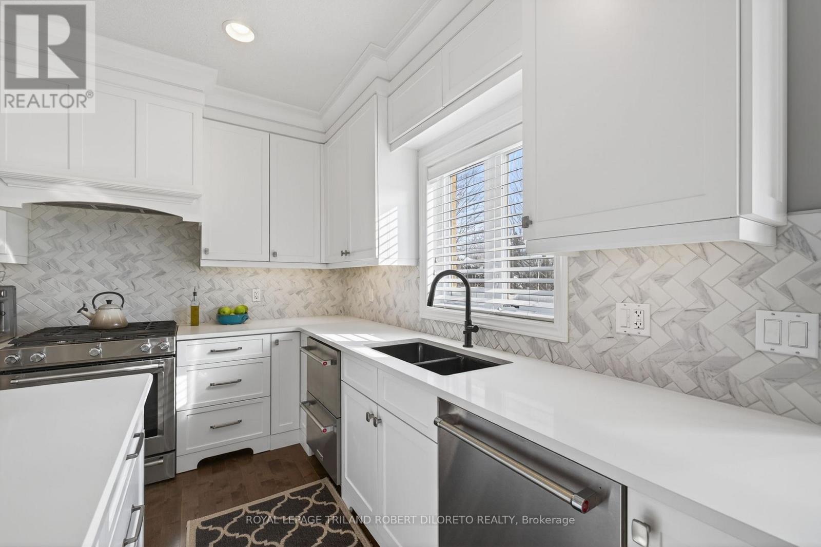 56 Fieldstone Crescent S, Middlesex Centre, Ontario  N0L 1R0 - Photo 14 - X12738436