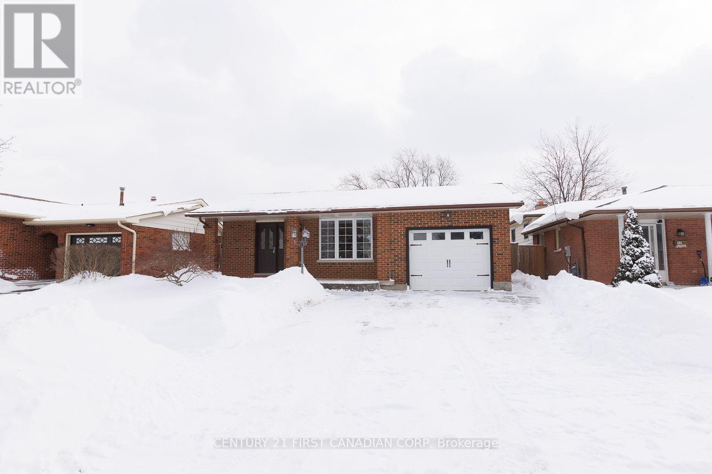 118 Rosamond Crescent, London South, Ontario  N6E 2M9 - Photo 3 - X12738502