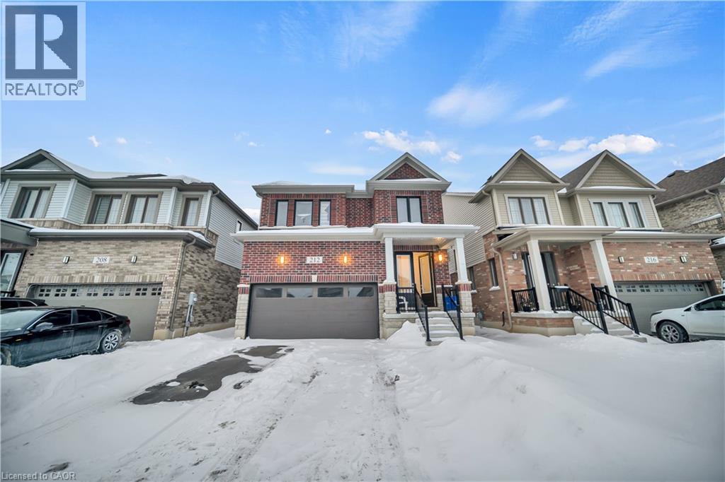 212 Leslie Davis Street, Ayr, Ontario  N0B 1E0 - Photo 2 - 40800919