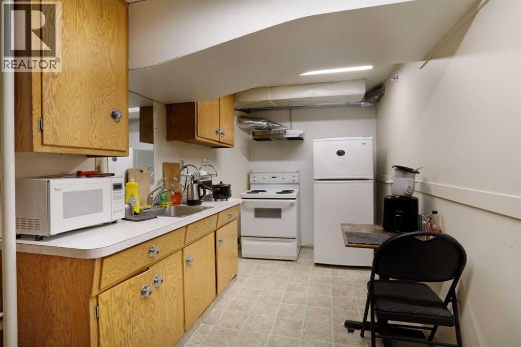 508 2 Avenue W, Brooks, Alberta  T1R 0A9 - Photo 33 - A2273463