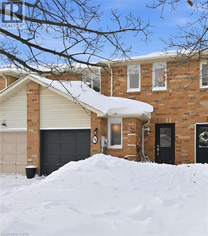 38 Grindstone Way, Waterdown, Ontario  L9H 7B7 - Photo 2 - 40800439