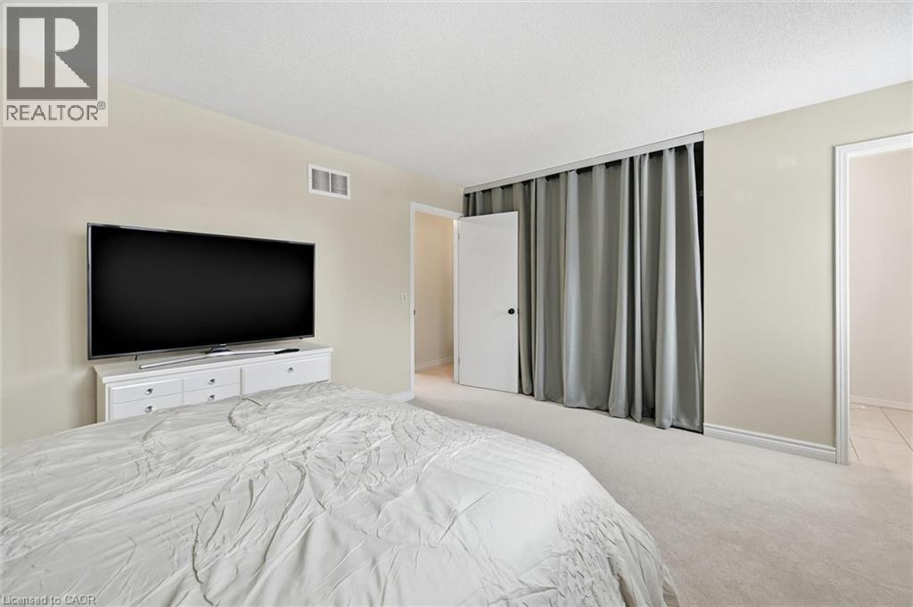 38 Grindstone Way, Waterdown, Ontario  L9H 7B7 - Photo 24 - 40800439