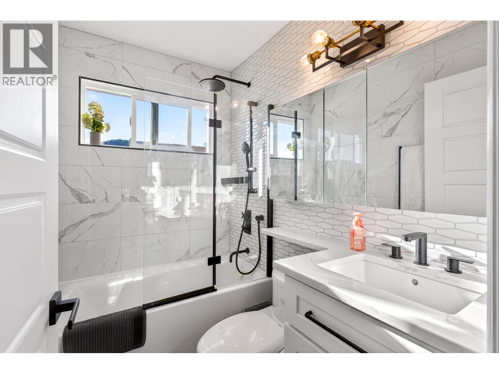 1257 Hudson Street, Coquitlam, British Columbia  V3B 6P8 - Photo 28 - R3084243