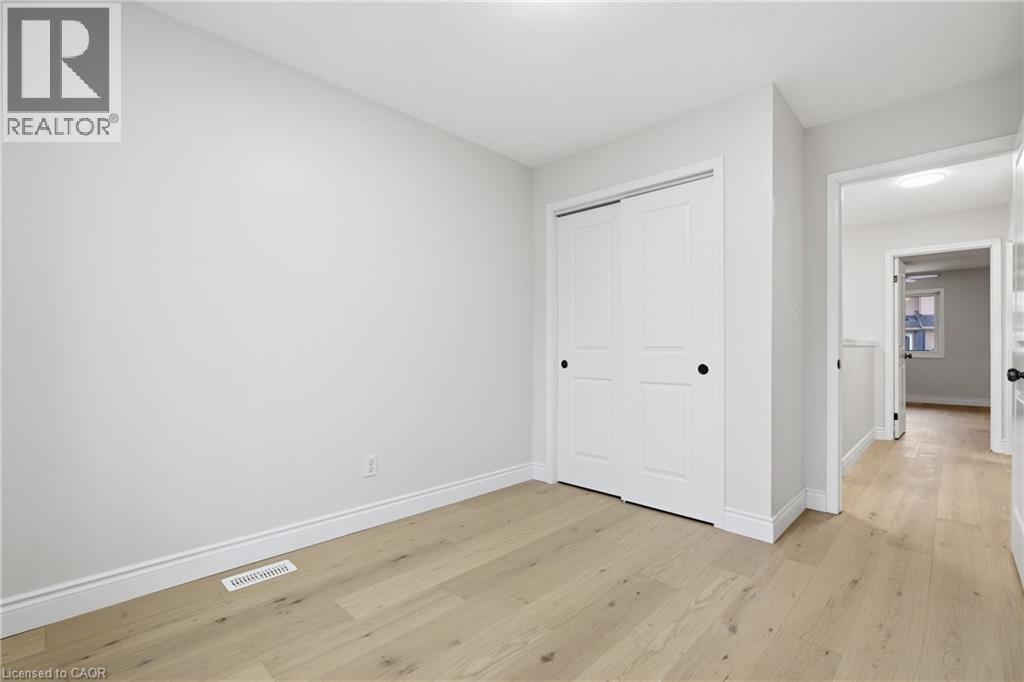 930 Zeller Crescent, Kitchener, Ontario  N2A 0C7 - Photo 24 - 40801369