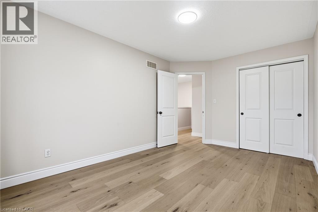 930 Zeller Crescent, Kitchener, Ontario  N2A 0C7 - Photo 26 - 40801369