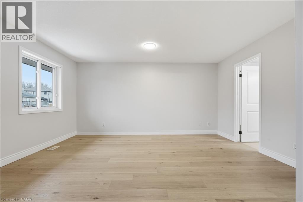 930 Zeller Crescent, Kitchener, Ontario  N2A 0C7 - Photo 23 - 40801369