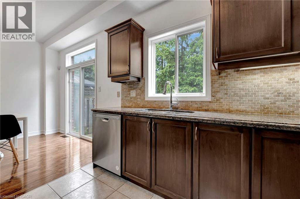 400 Stonehenge Drive Unit# 21, Ancaster, Ontario  L9K 0A2 - Photo 15 - 40798665