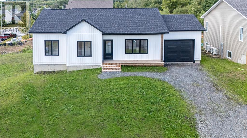 201 Gilridge Drive, Fredericton, New Brunswick  E3G 9W7 - Photo 1 - NB132855