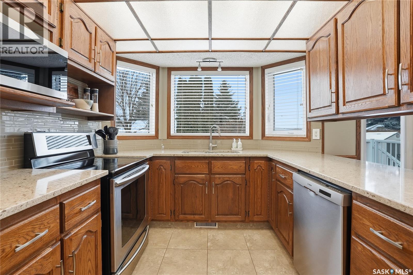 406 Addie Place, Saskatoon, Saskatchewan  S7N 3B6 - Photo 10 - SK027589