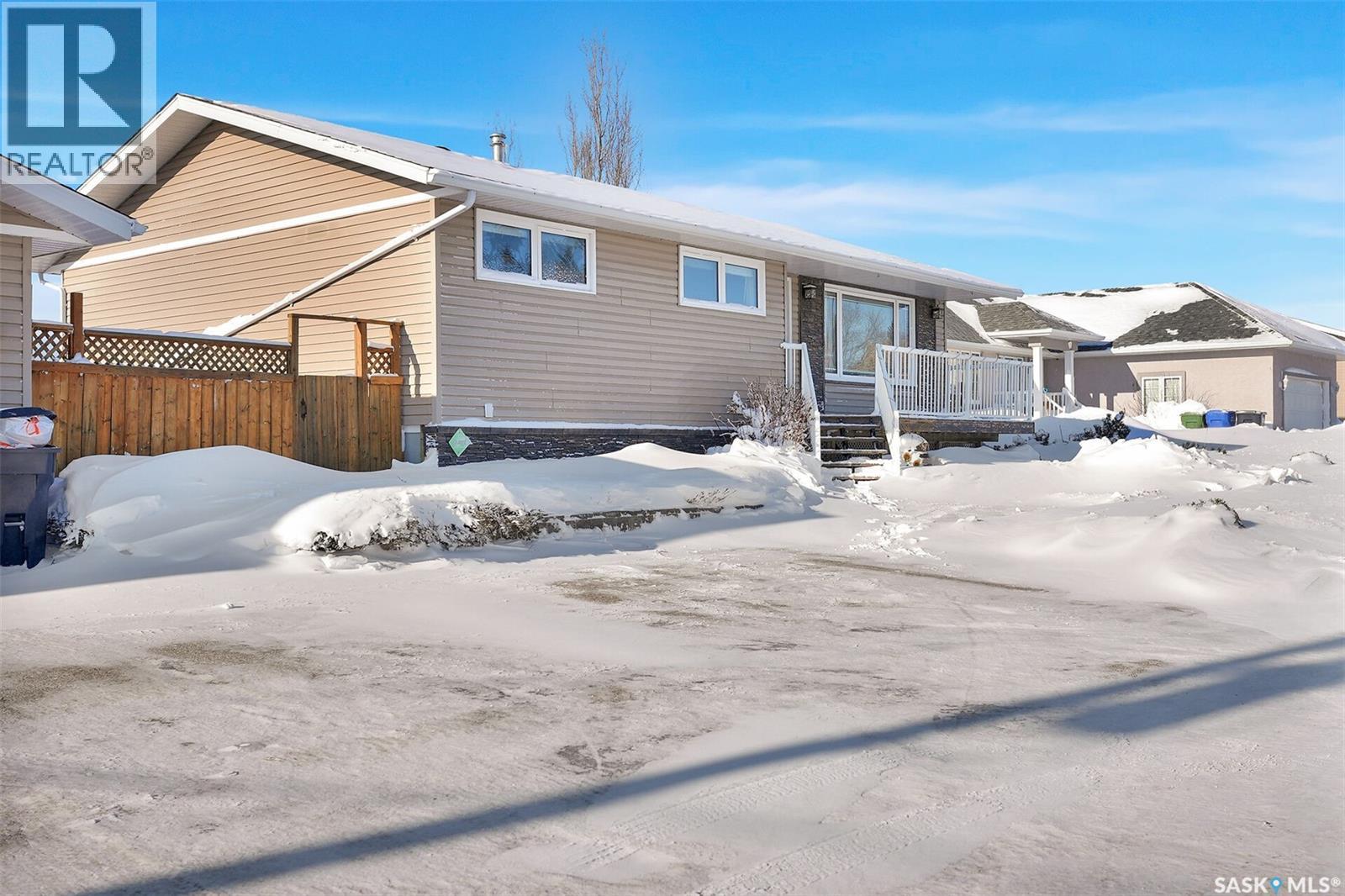 265 Milton Street, Southey, Saskatchewan  S0G 4P0 - Photo 3 - SK027557