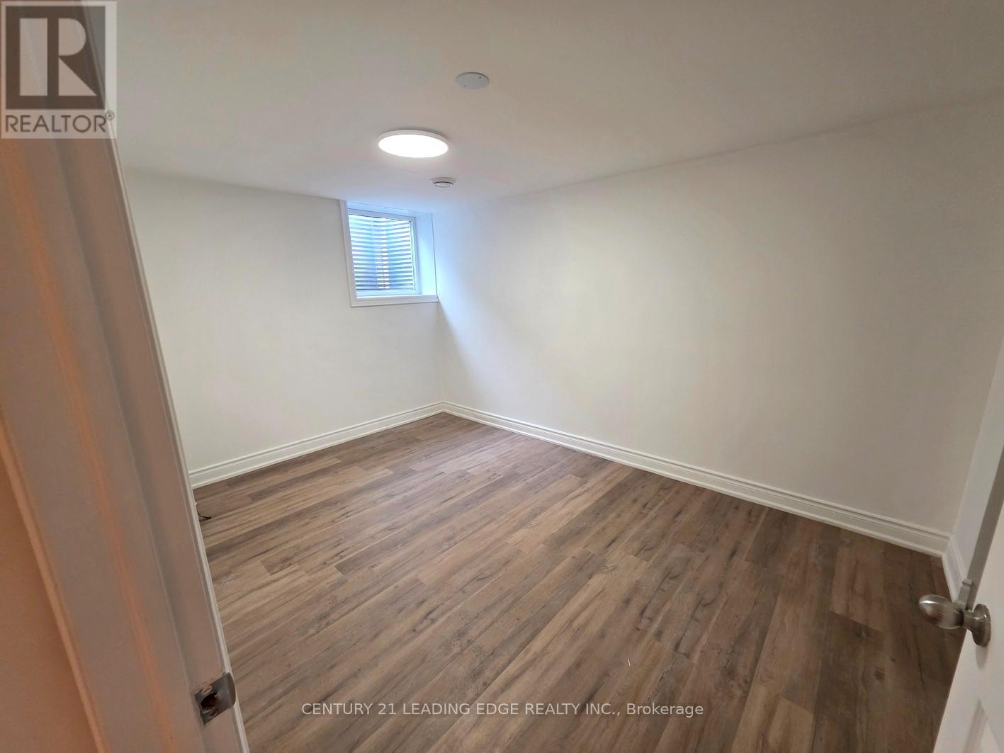 Basement B - 16 Wyvern Road, Toronto, Ontario  M2K 2K4 - Photo 10 - C12738254