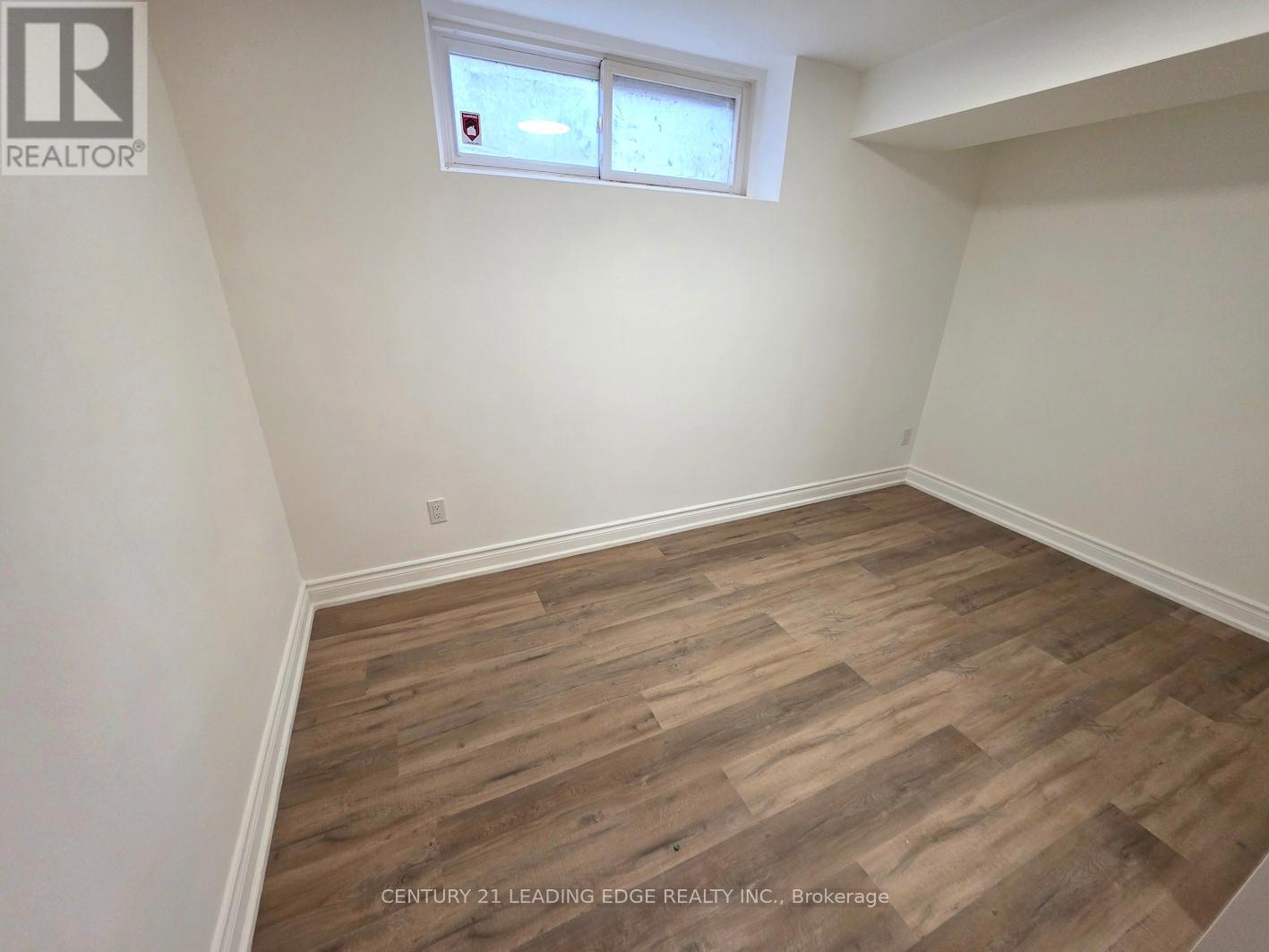 Basement B - 16 Wyvern Road, Toronto, Ontario  M2K 2K4 - Photo 8 - C12738254