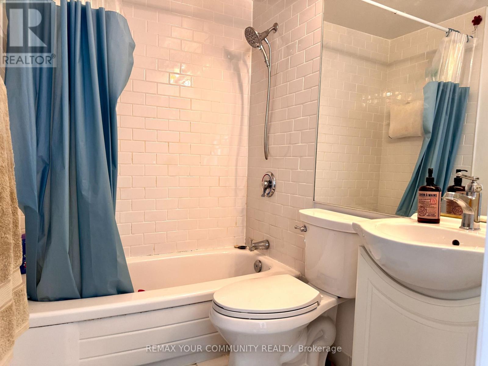 211 - 88 Charles Street, Toronto, Ontario  M4Y 2W7 - Photo 15 - C12738256