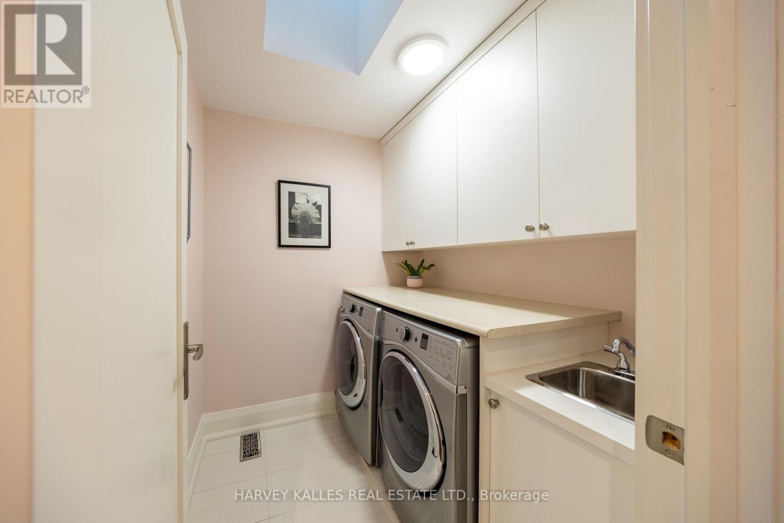 353 Briar Hill Avenue, Toronto, Ontario  M4R 1J3 - Photo 24 - C12738268