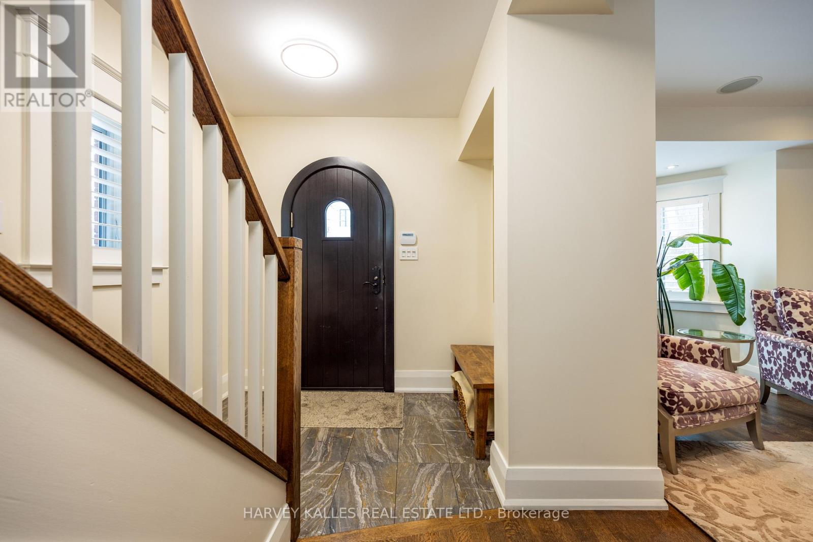 353 Briar Hill Avenue, Toronto, Ontario  M4R 1J3 - Photo 3 - C12738268