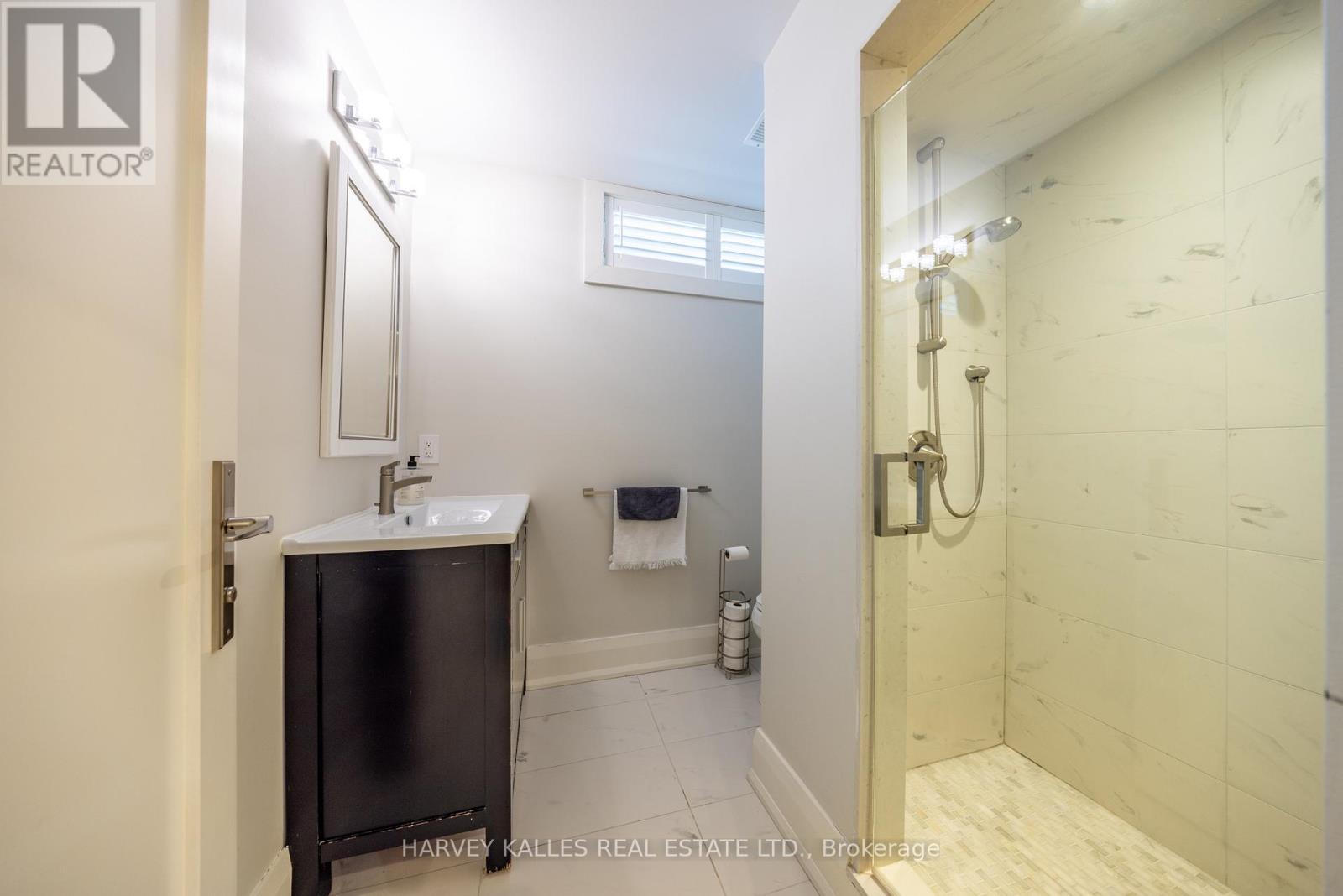 353 Briar Hill Avenue, Toronto, Ontario  M4R 1J3 - Photo 37 - C12738268