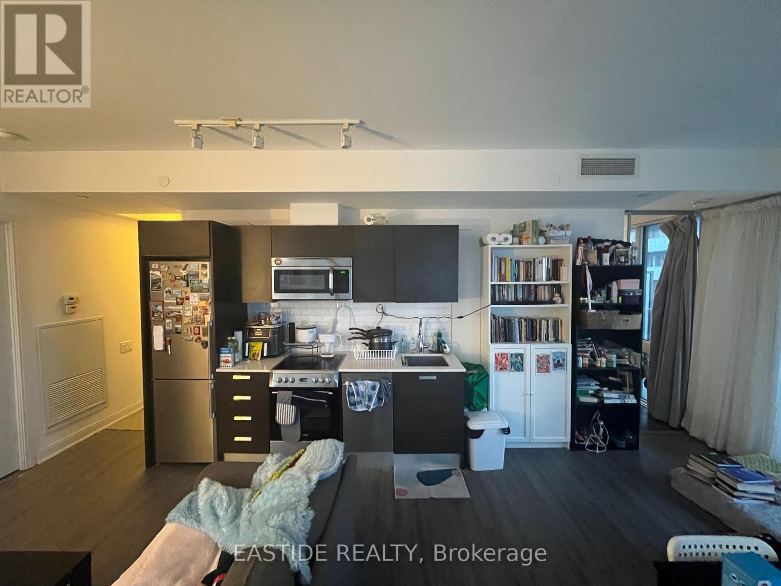 4002 - 42 Charles Street E, Toronto, Ontario  M4Y 1T4 - Photo 3 - C12738306