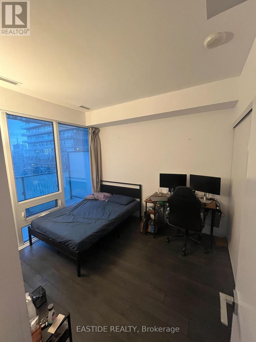 4002 - 42 Charles Street E, Toronto, Ontario  M4Y 1T4 - Photo 4 - C12738306