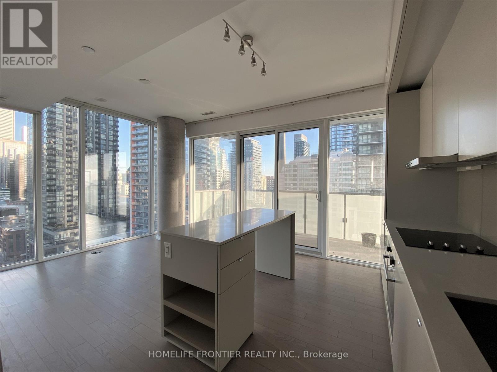 1706 - 101 Peter Street, Toronto, Ontario  M5V 0G6 - Photo 4 - C12738342