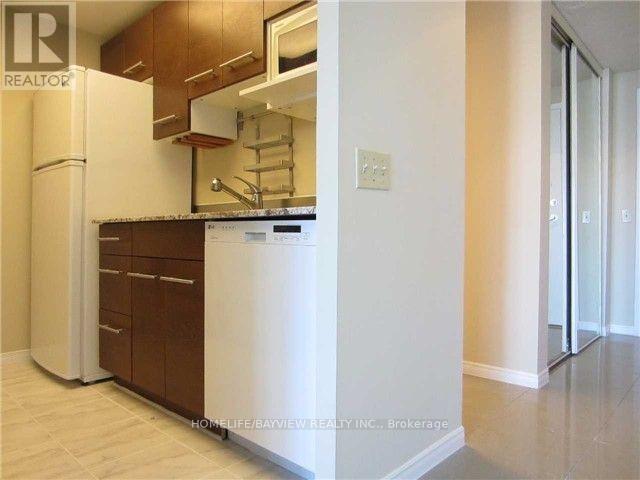 2013 - 7 Bishop Avenue, Toronto, Ontario  M2M 4J4 - Photo 2 - C12738362