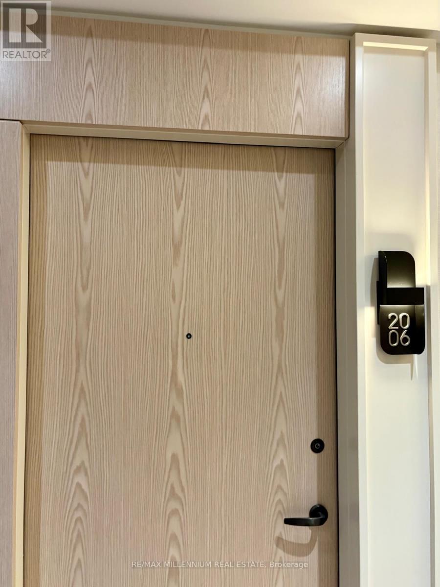 2006 - 10 Inn On The Park Drive, Toronto, Ontario  M3C 0P9 - Photo 4 - C12738368